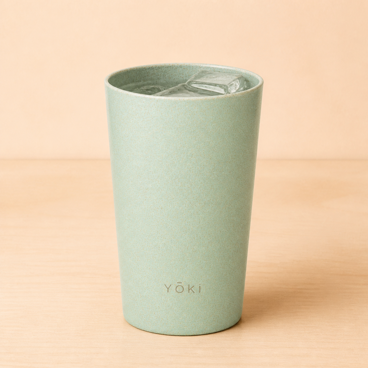 Zen Dinner Essentials - Kasumi Frosted Tumbler 250 ml in Wakaba (light green), in use