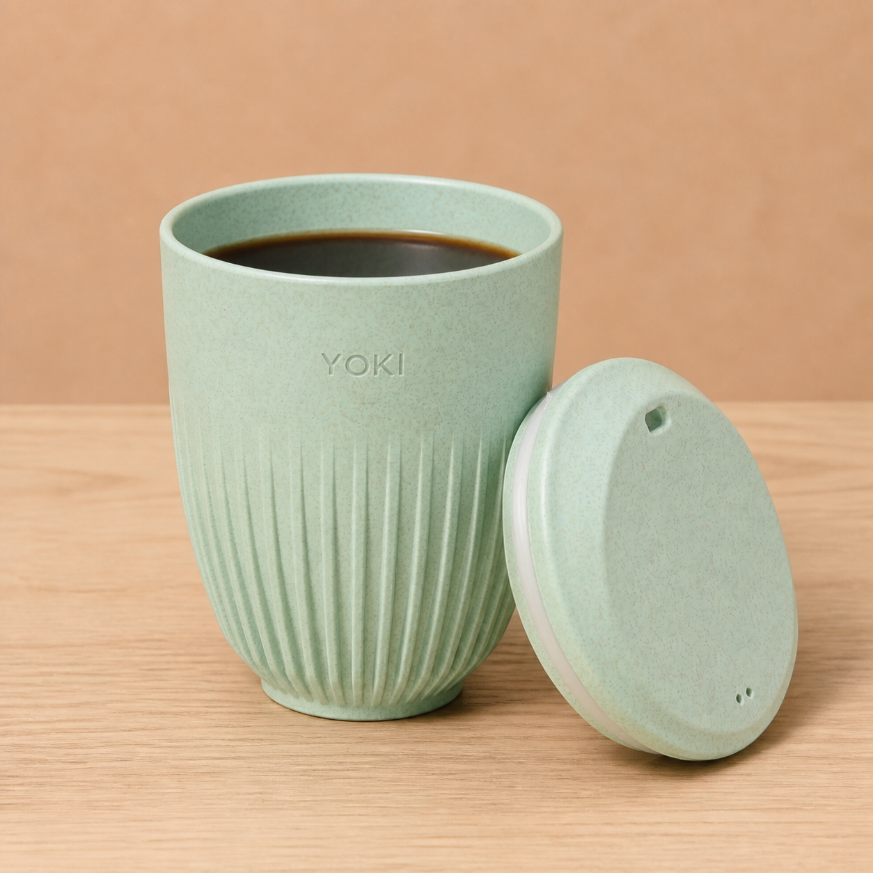 Kissa Cup 350 ml - Wakaba, in use